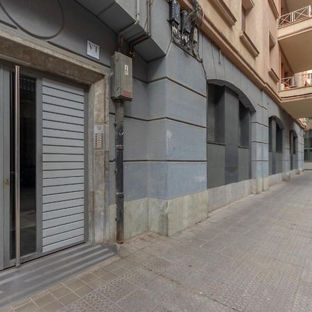 Apartamento Tiboli Home Bilbao Bagian luar foto