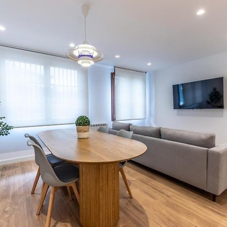 Apartamento Tiboli Home Bilbao Bagian luar foto