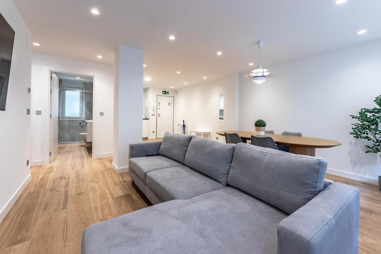 Apartamento Tiboli Home Bilbao Bagian luar foto